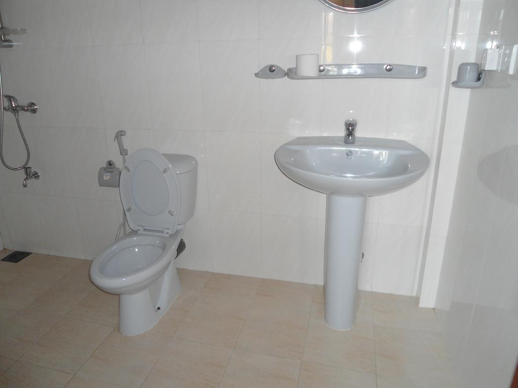 Main Reef Guest House Хіккадува Номер фото